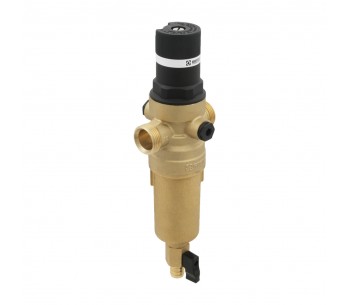 Pressure reducer with self-cleaning filter (hot water)